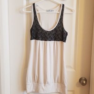 White tank tunic w black lace